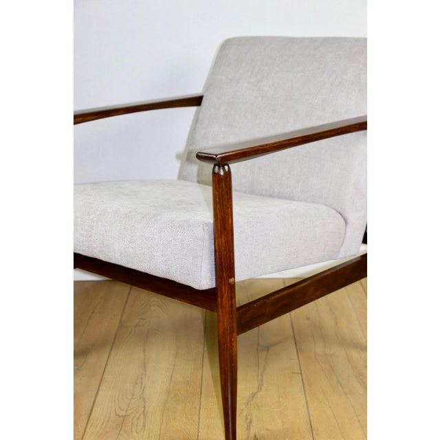 1970s Vintage Loft Armchair in Light Grey, 1970s For Sale - Image 5 of 11