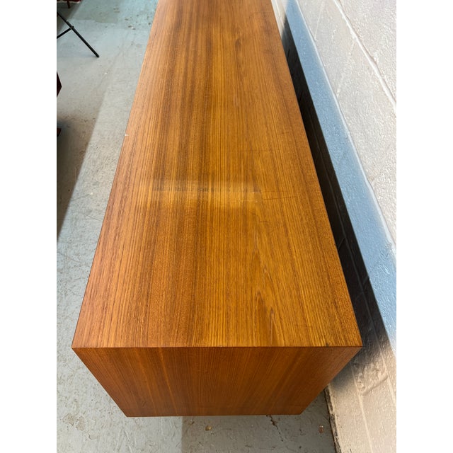 Danish Mid-Century Modern Teak Server W/ Glass Top Hutch For Sale - Image 14 of 18