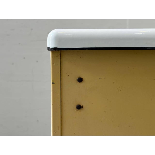 Beige Industrial Steel Sheet Chest of Drawers by R. Daurat, France, 1950s For Sale - Image 8 of 18