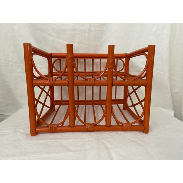 Fun bamboo wine rack that can fit 6 bottles.