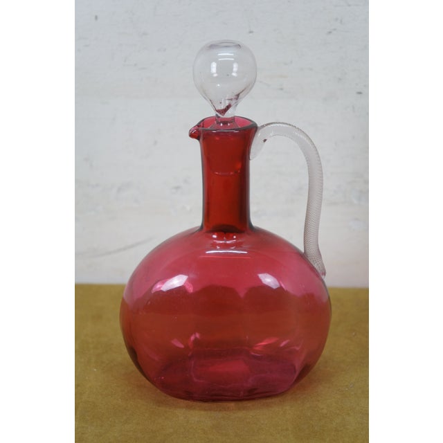 Pilgrim Manufacturing Late 20th Century Cranberry Art Glass Ruffled Pitchers Decanters Vase Bowl Compote Fenton - Set of 6 For Sale - Image 4 of 18