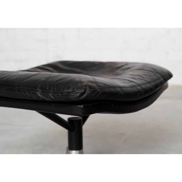Set of Vintage Lounge Chair and Ottoman by André Vandenbeuck for Strässle For Sale - Image 4 of 18