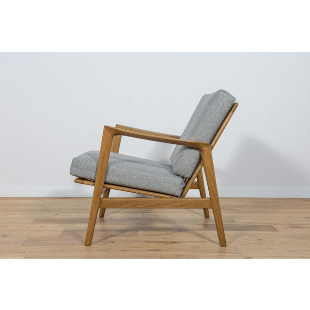 1960s Model 300-139 Armchair from Swarzędz Factory, 1960s For Sale - Image 5 of 18