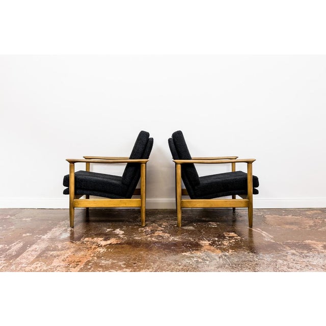 GFM 142 Armchairs by Edmund Homa for Gościcńskie Furniture Fabryki, 1960s, Set of 2 For Sale - Image 13 of 18
