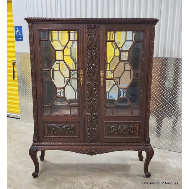 Victorian Antique Carved Mahogany French Victorian Style Curio Display Cabinet C1940s For Sale - Image 3 of 15