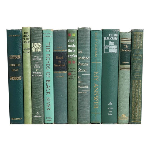 Take your design to a new level with the Vintage Boxwood ColorPak from Booth & Williams. One linear foot of authentic...