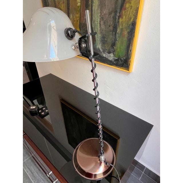 Large adjustable desk lamp, 1960 Copper -colored base with an adjustable ball joint, screen made of acrylic glass and...