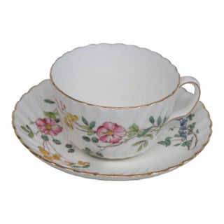 Minton Dainty Sprays England Bone China Flowers Tea Cup and Saucer 2pc Set 5033b For Sale