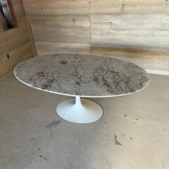 1950s Mid-Century Modern Eero SaarinenKnoll Oval Tulip Pedestal Table Cristallo Quartz For Sale - Image 5 of 11