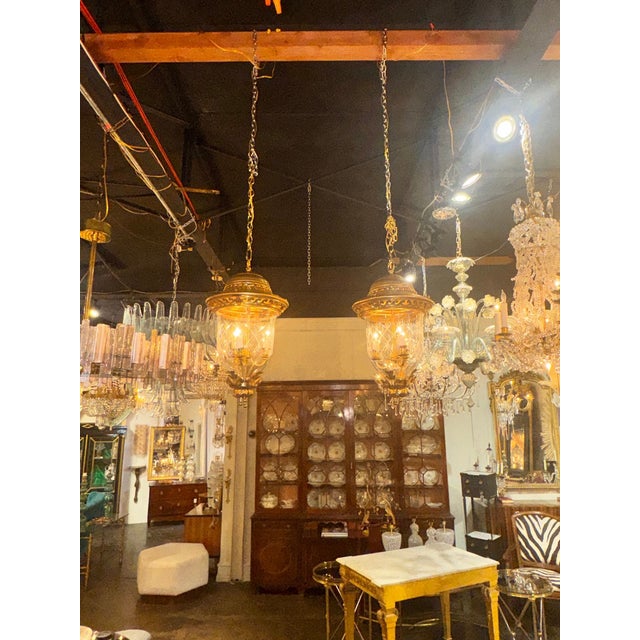 Traditional Pair of French Gilt Tole Lanterns For Sale - Image 3 of 5