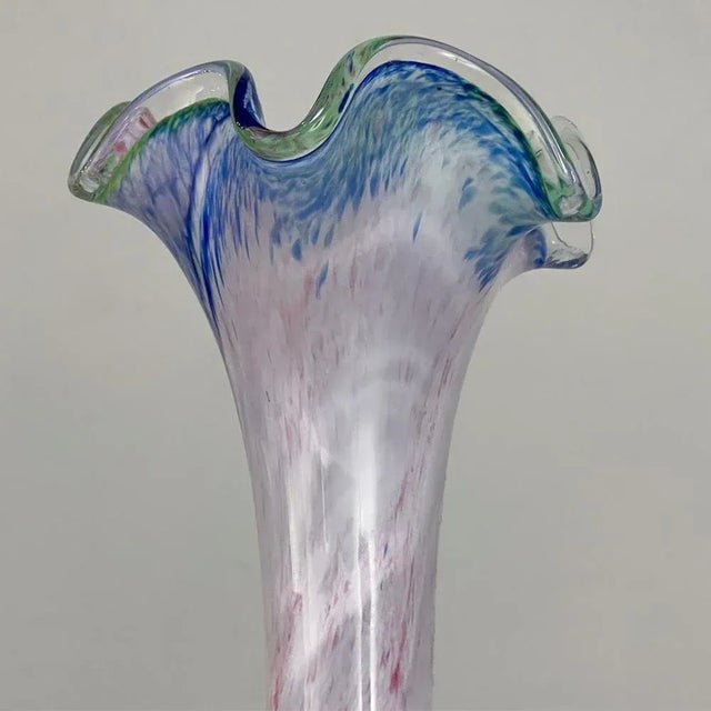 Mid-Century Murano Glass Ruffled Top Vase For Sale - Image 4 of 13