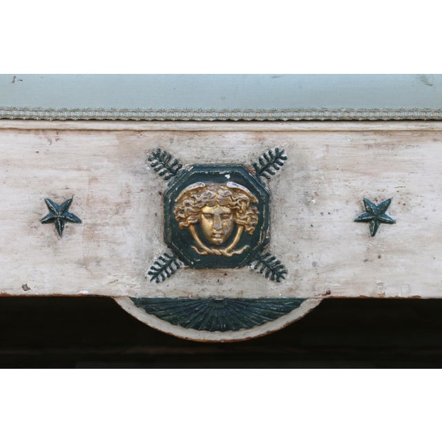 Early 19th Century Swedish Gustavian Neoclassical Sphinx Sofa, Parcel-Gilt For Sale - Image 4 of 18