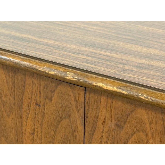 Mid-Century Modern Credenza ~ Great as Tv Stand For Sale - Image 9 of 10