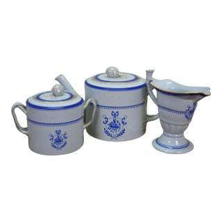 Mid 20th Century Copeland Spode England Newburyport Teapot Creamer Sugar Pitcher 10" - 3 pc For Sale