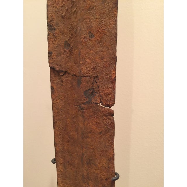 19th Century African Mounted Sculptural Brutalist Sword Currency For Sale - Image 4 of 6