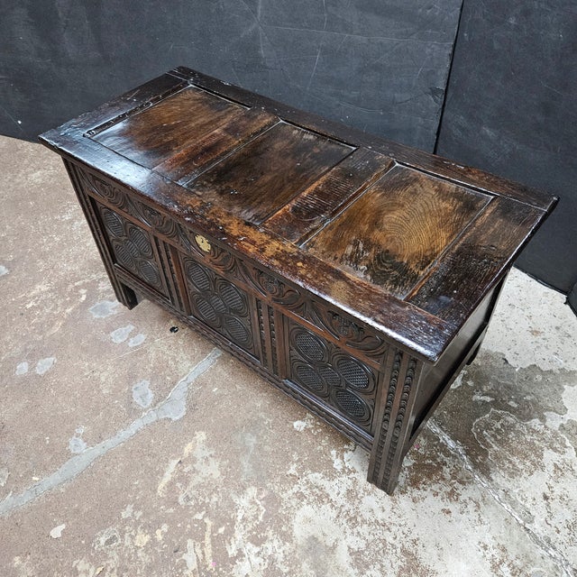 Early 19th Century Period Oak Carved 3 Panel Coffer/Trunk For Sale In Atlanta - Image 6 of 15