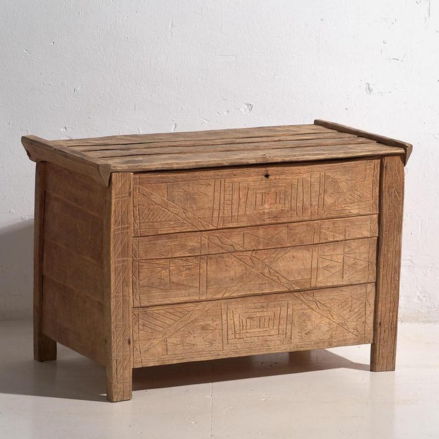 Vintage Primitive Trunk, 1920s For Sale - Image 15 of 15