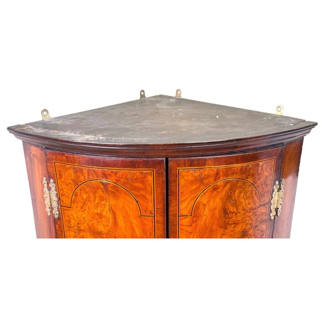 Wood Georgian Elm and Walnut Corner Cupboard, 1720s For Sale - Image 7 of 10