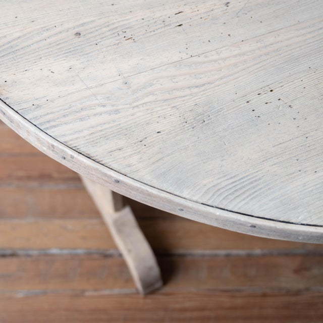 French Pine Vendange Table, c.1880 For Sale - Image 11 of 18