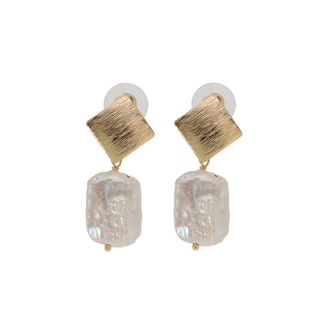 Metal Pearl & Gold Cleopatra Earrings, A Pair For Sale - Image 7 of 7