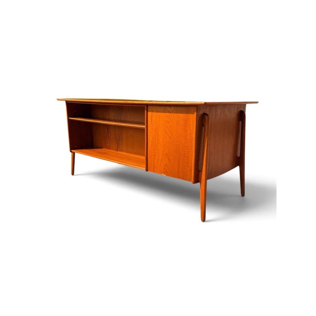 Svend Aage Madsen Executive Teak Desk | Sigurd Hansens Møbelfabrik | Made in Denmark | C. 1960s For Sale - Image 11 of 15