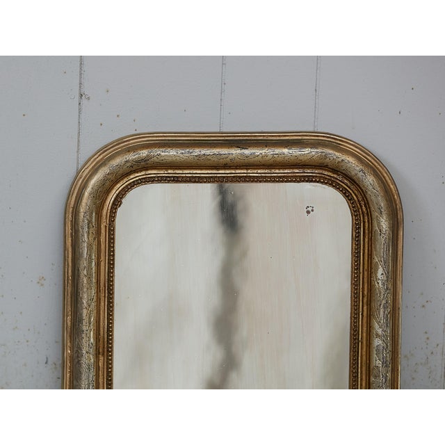 Louis Philippe French Louis-Philippe Style 1900s Gilt Wall Mirror with Etched Foliage Motifs For Sale - Image 4 of 8