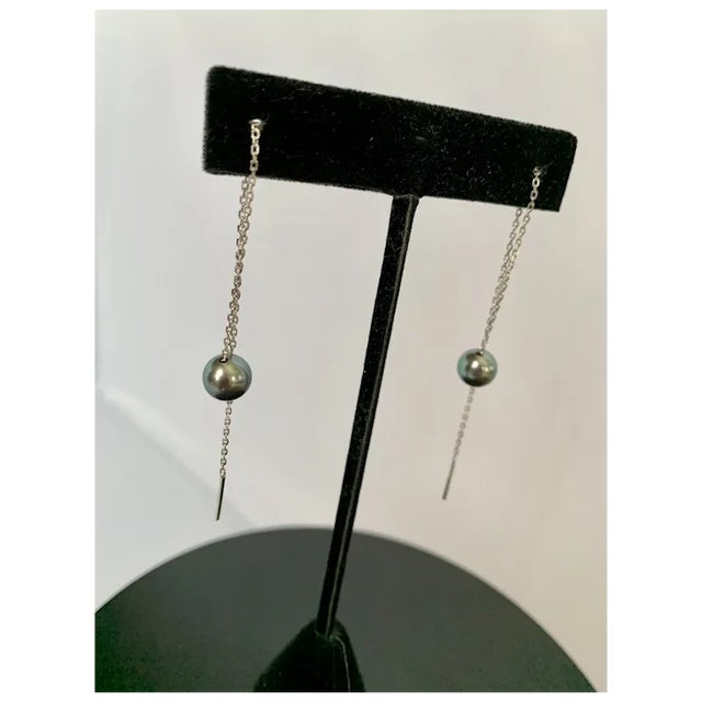Late 20th Century Tahitian Black Pearl and 14k White Gold Earrings, A Pair For Sale - Image 4 of 9