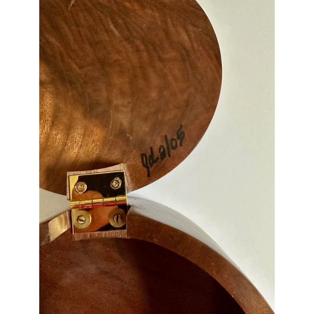 Contemporary Handcrafted Hinged Round Box For Sale - Image 3 of 4
