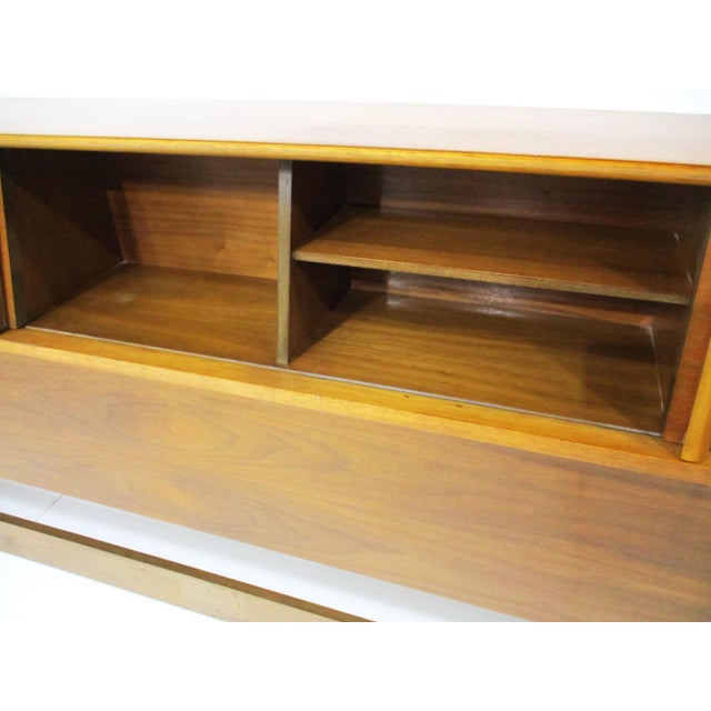King Mid Century Walnut Headboard by Dixie Furniture For Sale In Cincinnati - Image 6 of 16