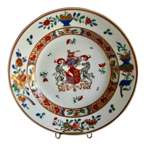 19th Century Chinese Export Porcelain Duke of Norfolk Coat of Arm Soup Plate