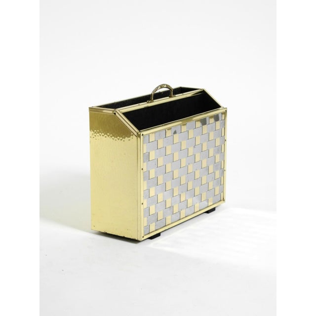 Hollywood Regency Newspaper Rack in Brass and Wood, 1980s For Sale - Image 9 of 18