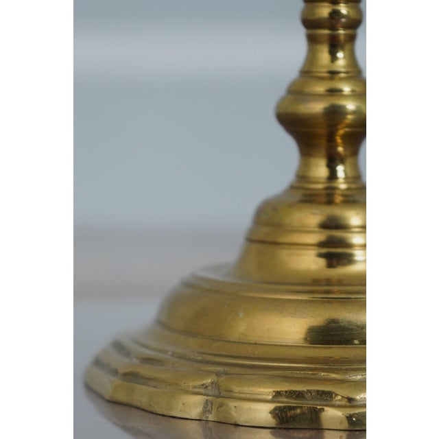 Chippendale Pair Virginia Metalcrafters Colonial Williamsburg Brass Candlesticks For Sale - Image 3 of 8
