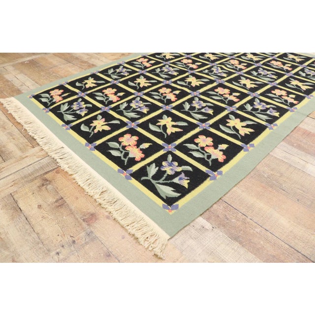 Vintage Chinese Garden Kilim Rug - 04'02 X 06'03 For Sale In Dallas - Image 6 of 9