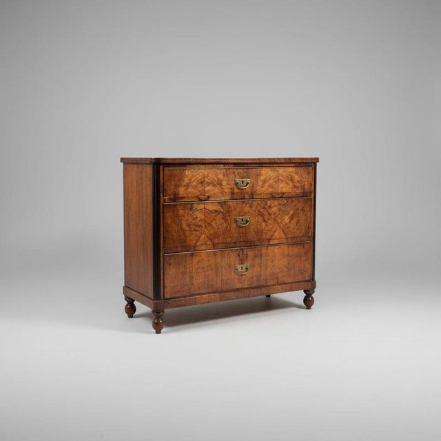 Vintage Biedermeier Chest of Drawers in Walnut, 1830s For Sale - Image 17 of 18