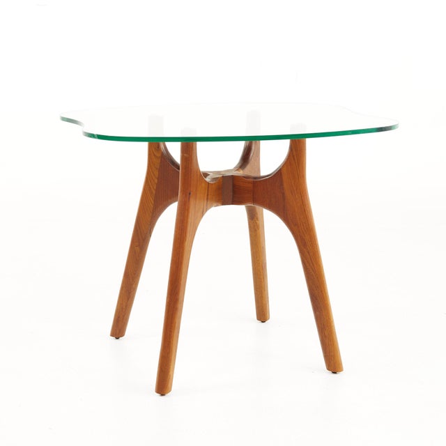 Adrian Pearsall Style Mid Century Walnut and Glass Stingray End Tables - Pair For Sale In Chicago - Image 6 of 10