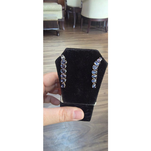 Natural Blue Sapphire 11.18 CTS Stud Earrings in 18k Gold For Sale In New York - Image 6 of 8
