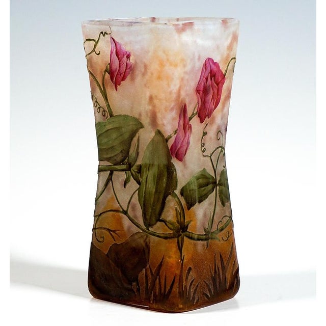 Art Nouveau Vase with Sweet Pea Decor from Daum Nancy, France, 1900 For Sale - Image 3 of 7