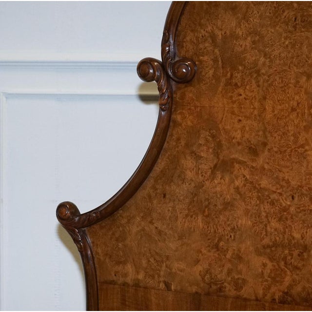Art Deco English Burr Walnut Vono Bedstead Frame Queen Anne, 1930s For Sale - Image 5 of 16