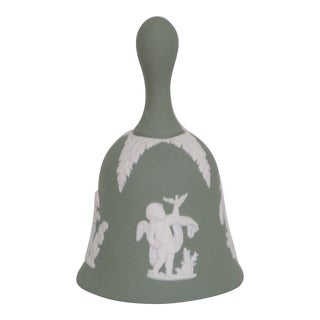 Wedgwood England Jasperware Sage Green Primrose Cameo Cherub Cupids Bell For Sale