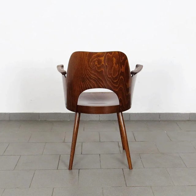 Mid-Century Modern Vintage Armchair by Oswald Haerdtl for Ton, 1960s For Sale - Image 3 of 6