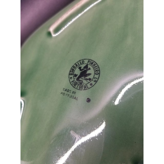 Bordallo Pinheiro Bordallo Pinheiro Christmas Holly Leaf With Berries Serving Dish Portugal 14" For Sale - Image 4 of 5