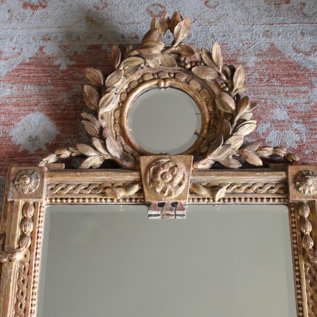 Early 19th Century Italian Giltwood Neoclassical Mirror With Laurel Crest For Sale - Image 5 of 12