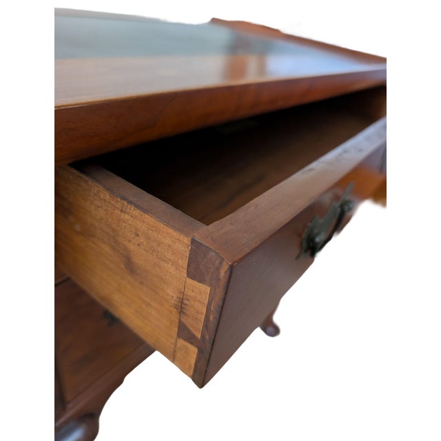 Late 20th Century Late 20th Century Eldred Wheeler Slate Top Queen Anne Lowboy For Sale - Image 5 of 14