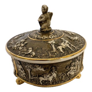 Mid-Century Capodimonte Style Italian Porcelain Lidded Jewelry/Trinket Box, 1970's For Sale