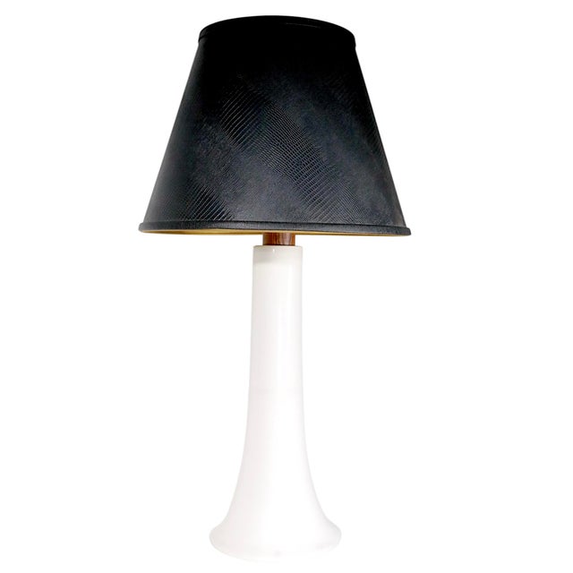 Mid 20th Century Danish Modern Style White Ceramic Table Lamp For Sale In New York - Image 6 of 14