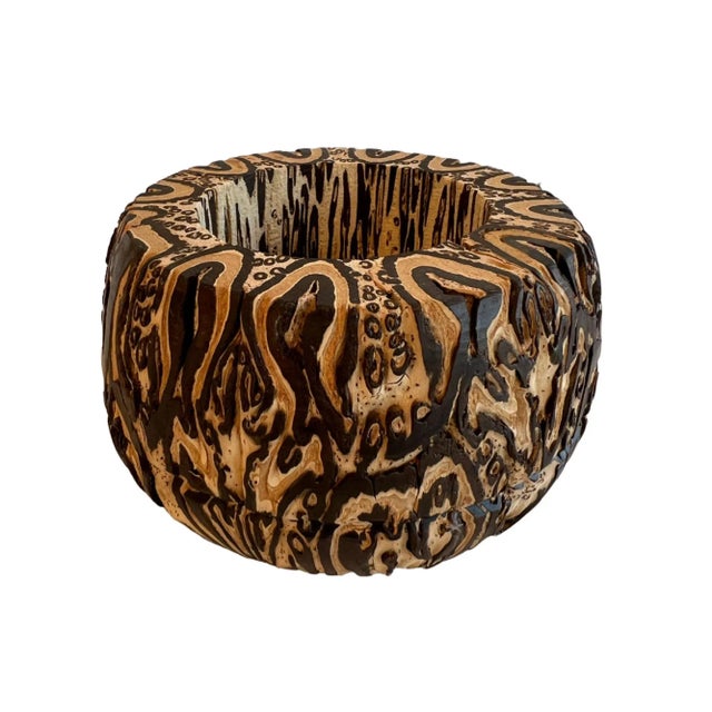 Fantastic set of 4 hand turned wooden bowls by woodworker Paul Gephart. Details are as follows: Bowl #1 has a pressboard...