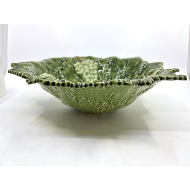 Traditional Vintage Caldas Portugal Majolica Art Pottery Green Grapes and Leaves Bowl For Sale - Image 3 of 6