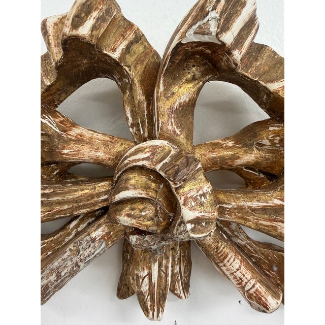 Vintage Carved Giltwood Louis XVI Ribbon Bow & Laurel Wall Ornament – 19" For Sale - Image 16 of 18