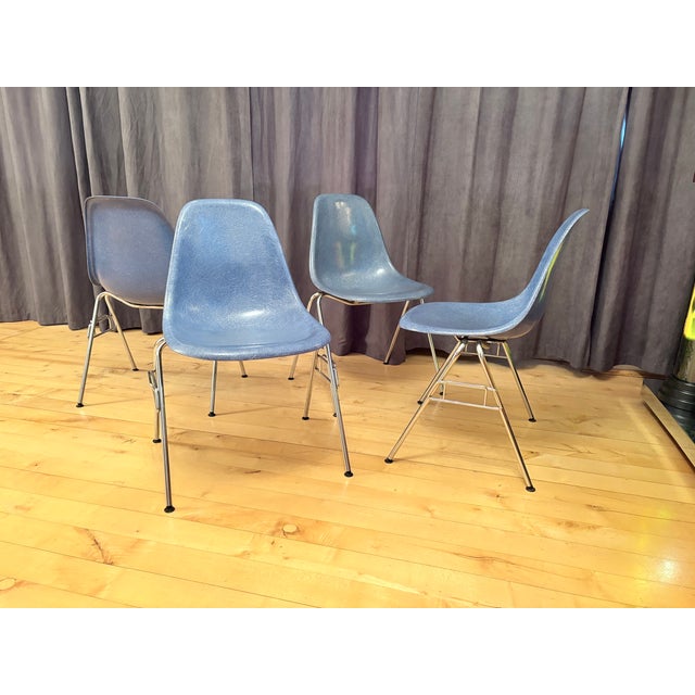DSS Chairs in Fiberglass by Charles and Ray Eames for Herman Miller, 1970s, Set of 4 For Sale - Image 10 of 18