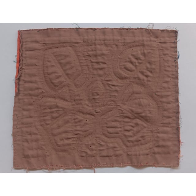 Mola Fabric by Cuna Indians, Panama, 1970s, in Very Good conditions. Designed 1970 to 1979